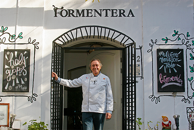 Cocinando espero… a Vicente Garrido, en el Formentera